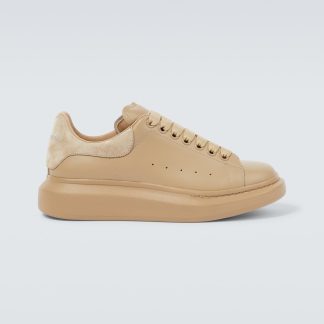 designer di alta qualità Alexander McQueen Scarpe oversize in pelle beige