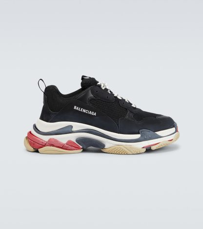 lusso di alta qualità Balenciaga Scarpe da ginnastica Triple S in nero