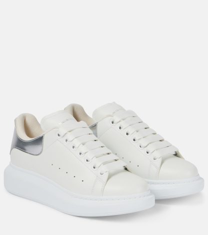 lusso economico Alexander McQueen Scarpe oversize in pelle bianca