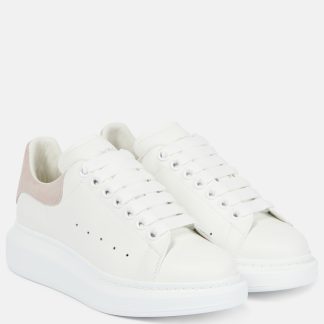 moda lusso Alexander McQueen Scarpe oversize in pelle bianca