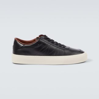 moda lusso Moncler Scarpe Monclub in pelle nera