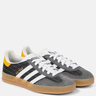 replica designer Adidas Scarpe Gazelle Indoor con bordo in pelle scamosciata in nero